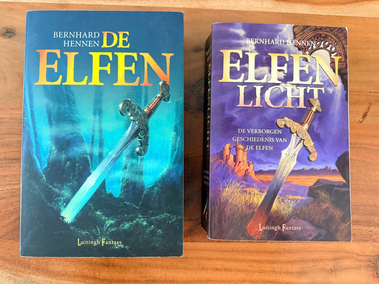 De Elfen & Elfenlicht - Bernhard Hennen (2 boeken), Ophalen of Verzenden, Gelezen