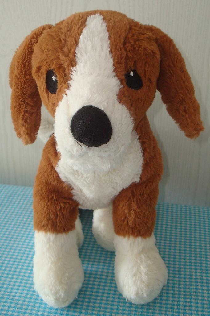 IKEA knuffel  Beagel hond bruin/ wit gevlekt Nieuwstaat, IKEA, Zo goed als nieuw, Middelgroot (20 tot 80 cm), Wasbaar