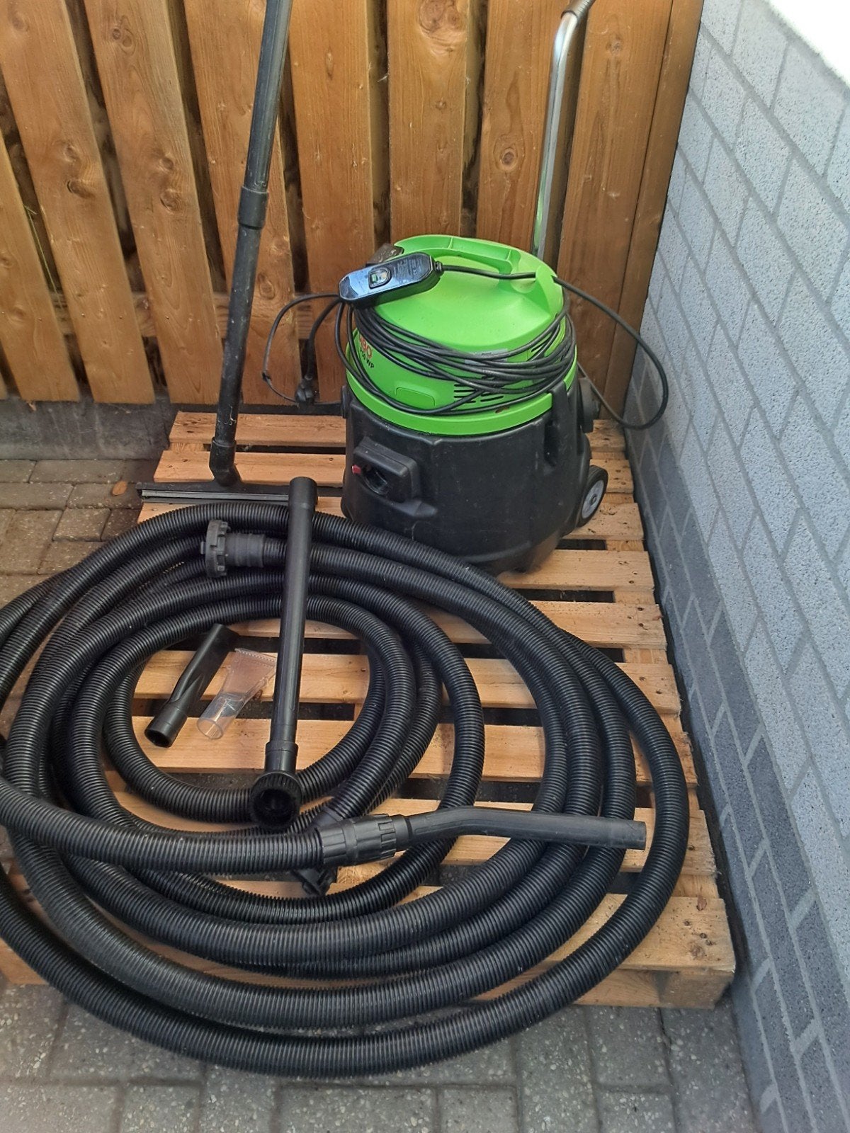Dibo waterzuiger met dompelpomp, Doe-het-zelf en Verbouw, Ophalen of Verzenden, Zo goed als nieuw