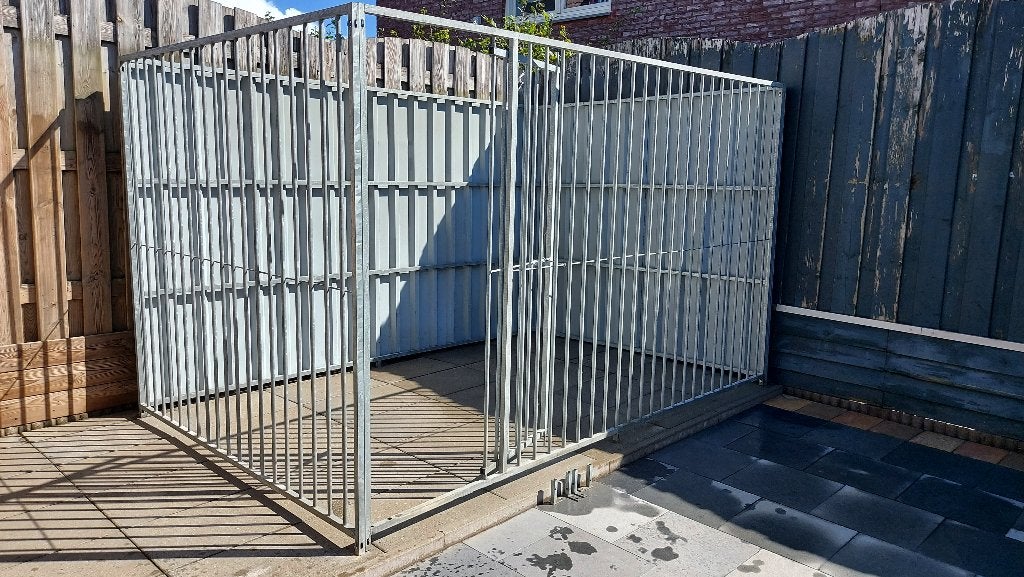 Hondenren 2x3 m, 1,84 hoog, met deur en 2 dichte panelen, Dieren en Toebehoren, Ophalen, Hondenkennel, 110 cm of meer, 100 cm of meer