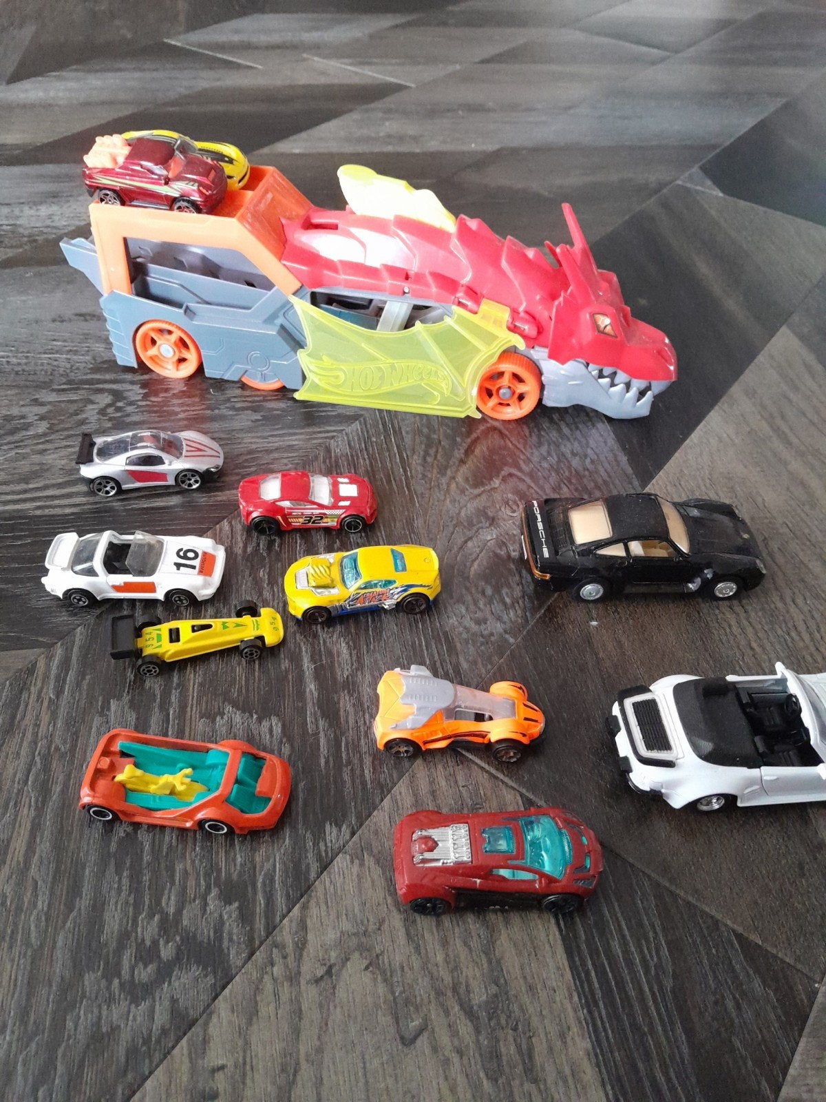 Hot Wheels Drakenbaan met Vliegende Auto's + Extra Voertuige, Ophalen of Verzenden, Nieuw