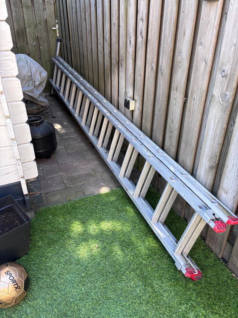 Altrex ladder, 2x 14 treden, Doe-het-zelf en Verbouw, Ladders en Trappen, Ophalen, Gebruikt, Ladder, Opvouwbaar of Inschuifbaar