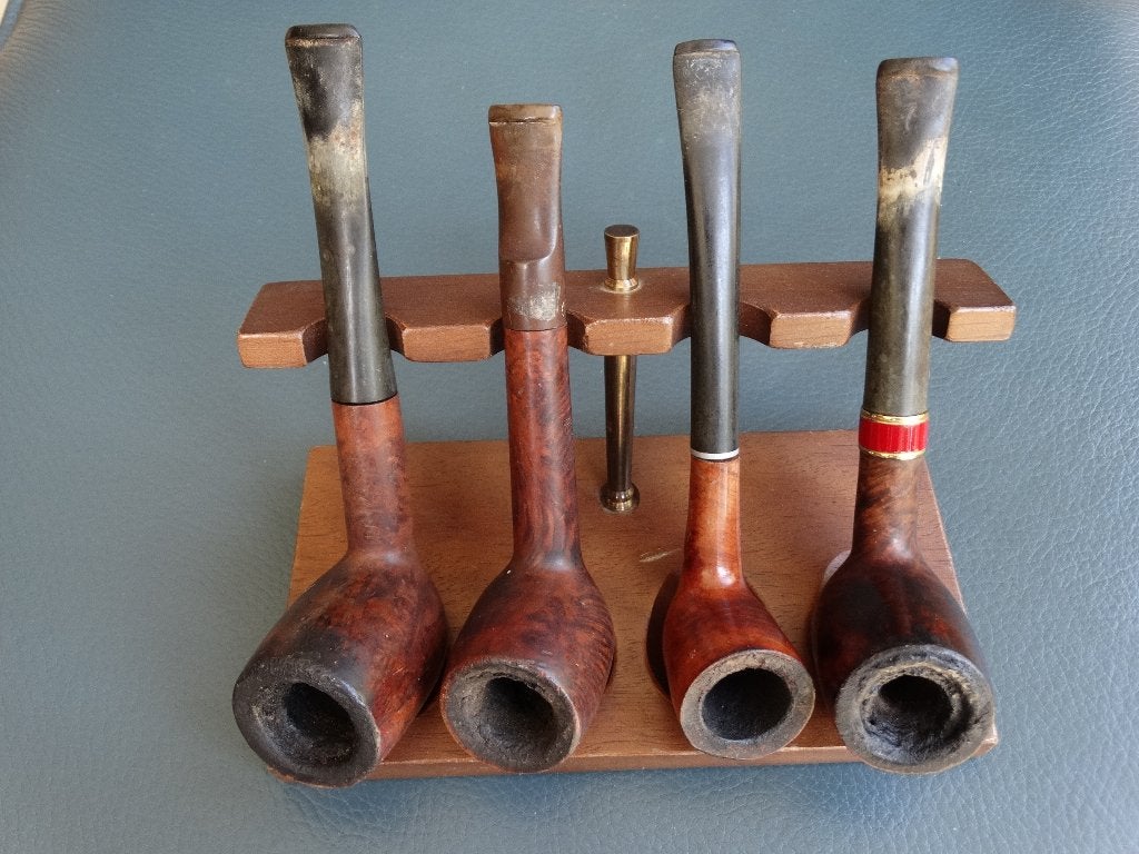 Pijpenrekje met 4 tabakspijpen, 4x pijp standaard, Verzamelen, Verzenden, Gebruikt, Overige typen