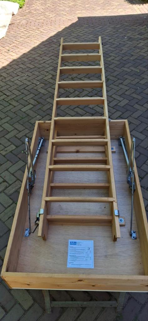 Degelijke  vlizotrap - vlieringtrap - zoldertrap, Ophalen, Gebruikt, 2 tot 4 meter