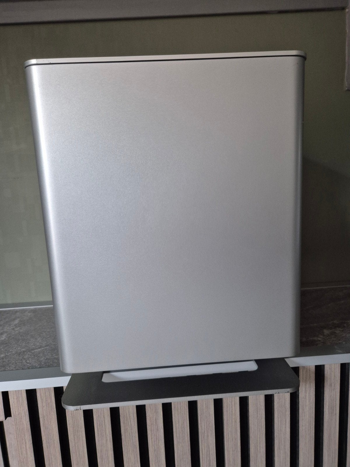 Piega PS1 Subwoofer - Krachtige bas voor uw geluidssysteem, Basreflex, Subwoofer, Ophalen of Verzenden, Zo goed als nieuw