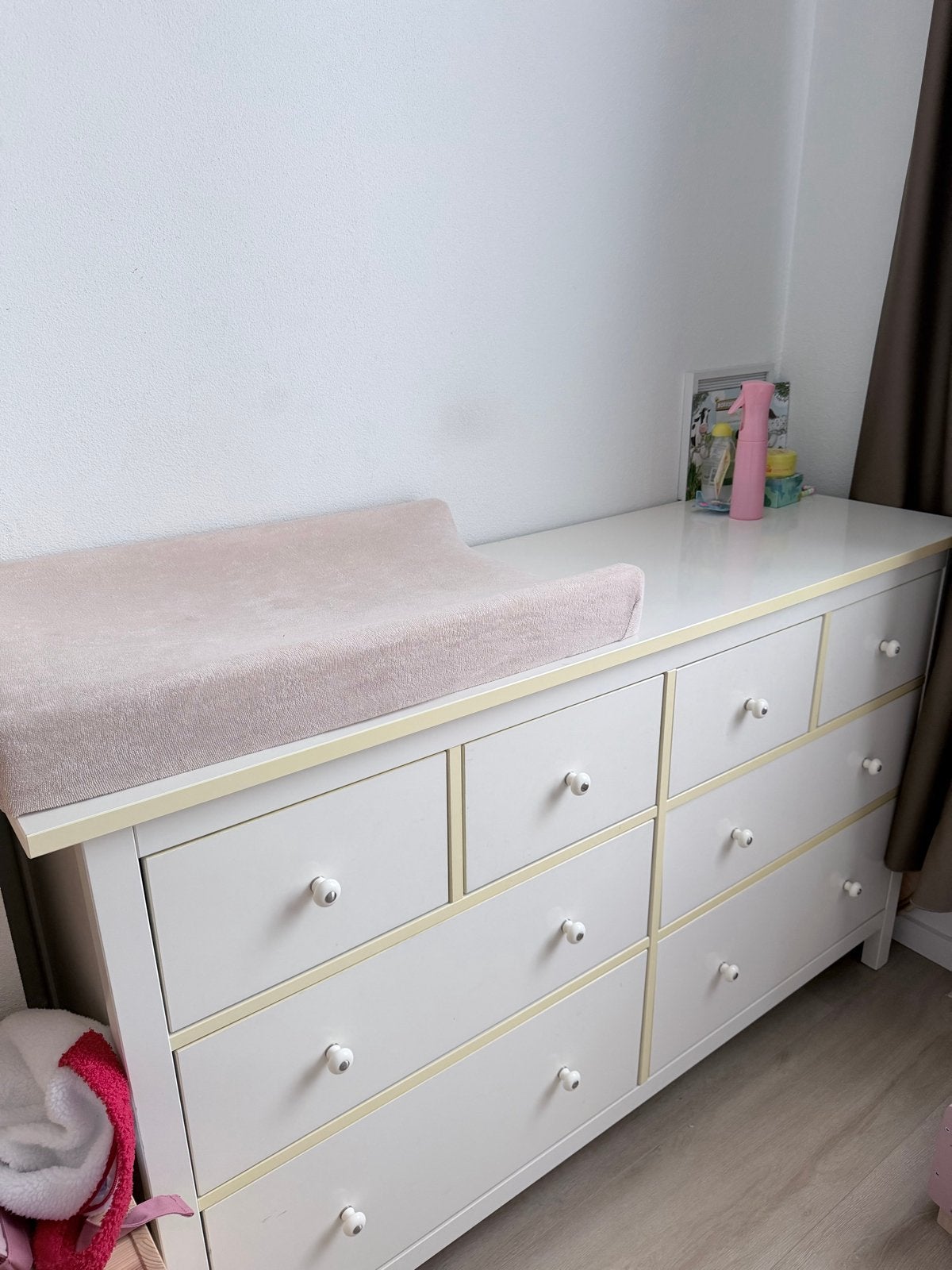 Witte commode met veel opbergruimte, Ophalen, 50 tot 70 cm, 100 cm of meer, Zo goed als nieuw