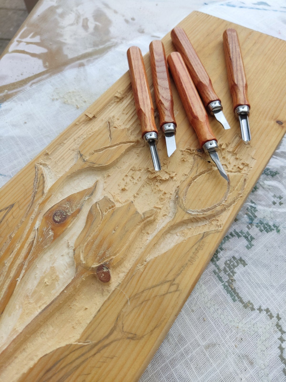 Houtsnijwerk, Antiek en Kunst, Overige onderwerpen, Houtsnijwerk, Ophalen of Verzenden, Handgemaakt