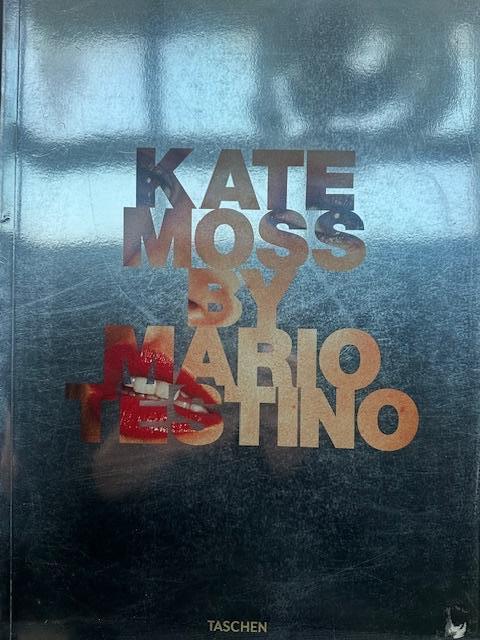 Boek: Kate Moss by Mario Testino, Ophalen of Verzenden, Zo goed als nieuw, Fotografen, Mario testino