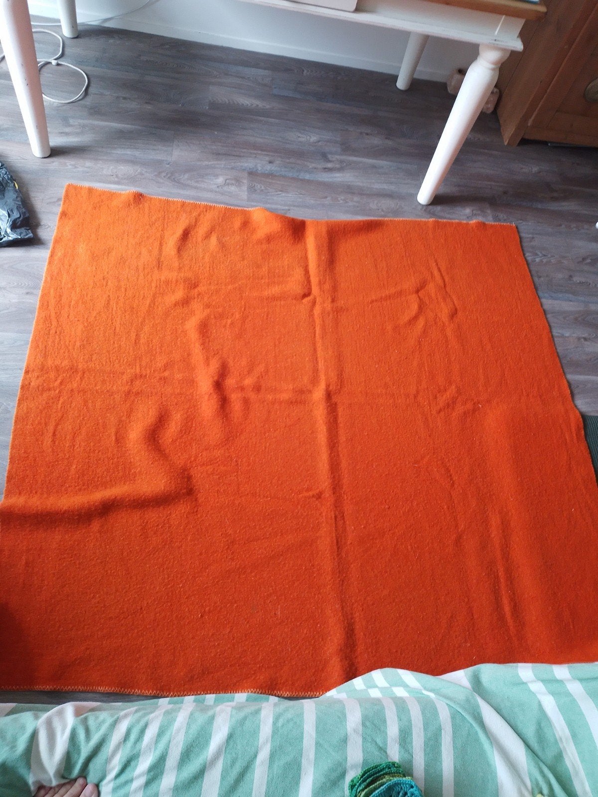 Oranje deken, 1 met en 1 zonder patroon., Ophalen, Gebruikt, Oranje, Rechthoekig