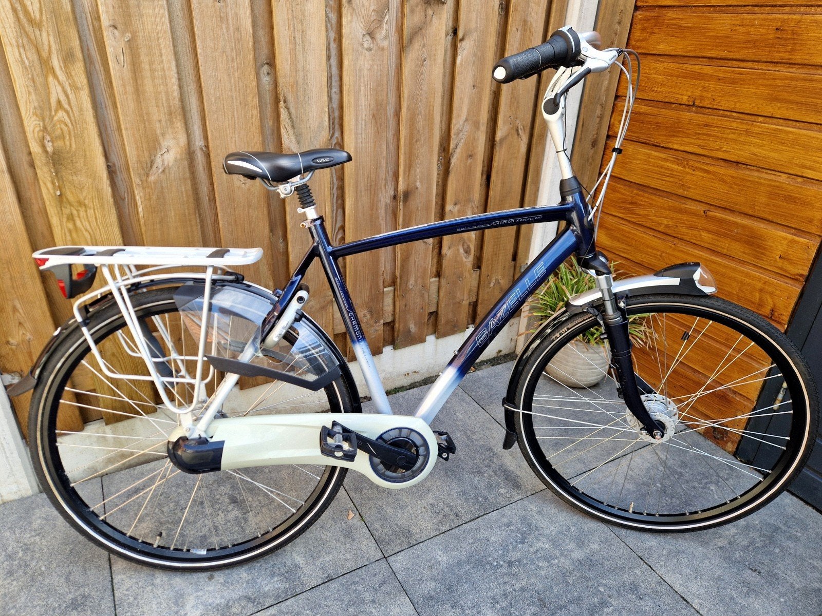 Gazelle Chamonix H57 nieuwstaat, Ophalen, Versnellingen, Zo goed als nieuw, 57 tot 61 cm