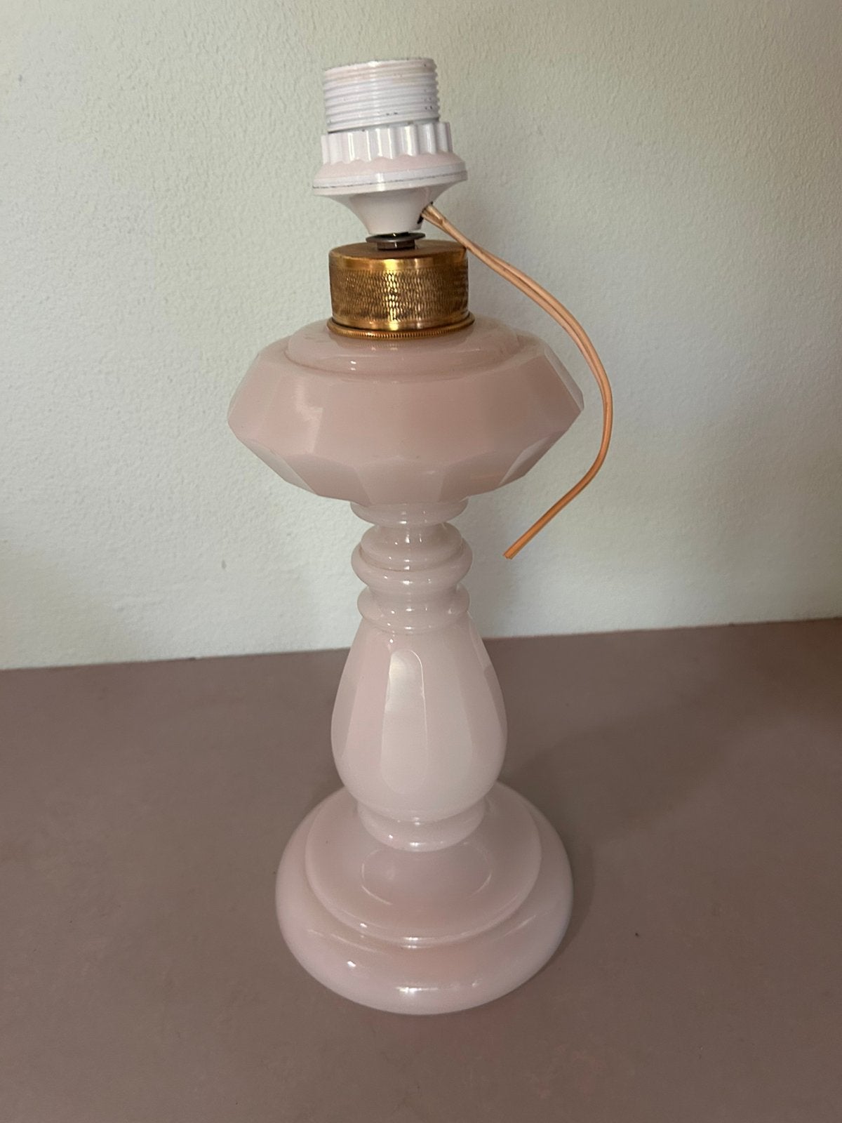 Opaline glazen lampenvoet, Huis en Inrichting, Wit, Ophalen, Gebruikt, Glas