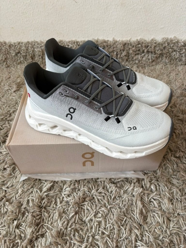 Oncloud Tilt Grey Nieuw Maat 42.5, Kleding | Heren, Schoenen, Overige kleuren, Onbekend, Nieuw, Ophalen of Verzenden