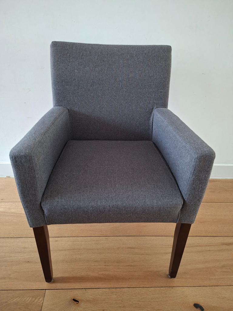 6 stuks eetkamerstoelen Blauw / grijs met armleuning., Ophalen, Gebruikt, Grijs, Vijf, Zes of meer stoelen