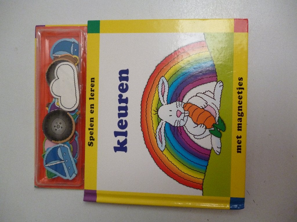 boek: spelen en leren met magneetjes, Ophalen of Verzenden