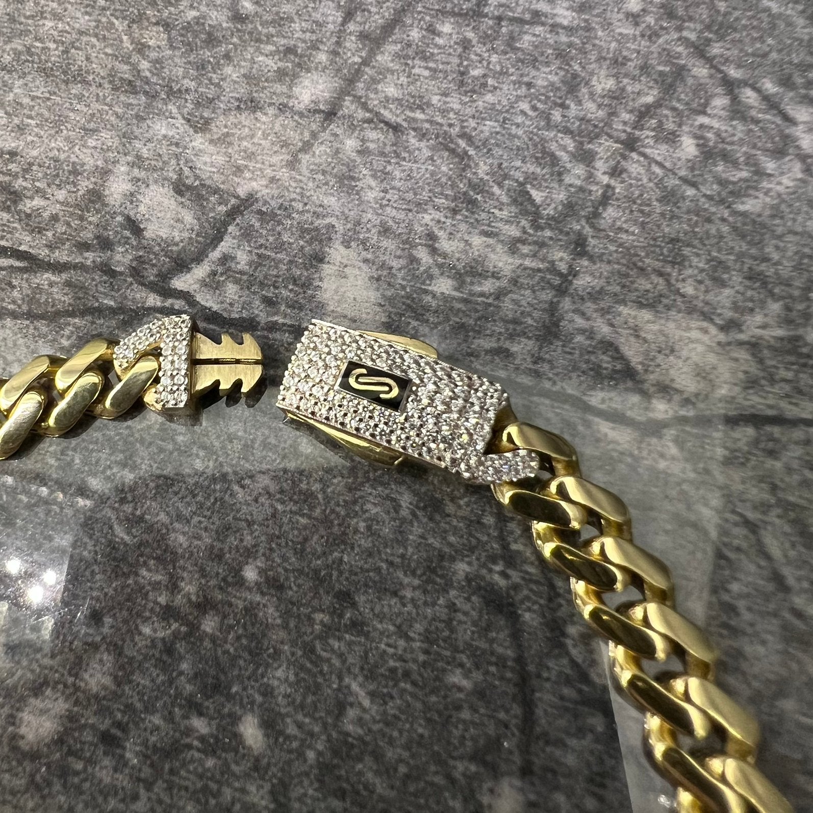 18k gouden armband prachtig cuban schakel, Ophalen of Verzenden, Nieuw, Goud