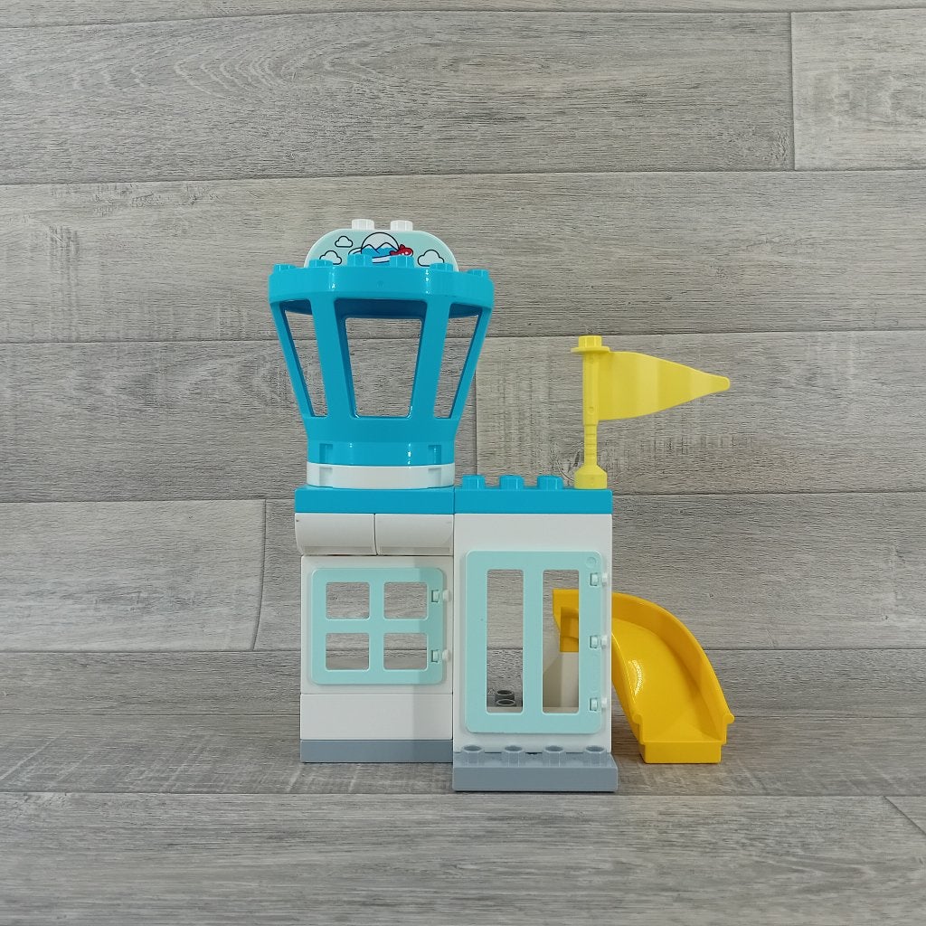 duplo verkeerstoren vliegveld, Aastvej 1 – 7190 Billund  - Denemarken, Product.compliance@LEGO.com, Ophalen of Verzenden, Zo goed als nieuw