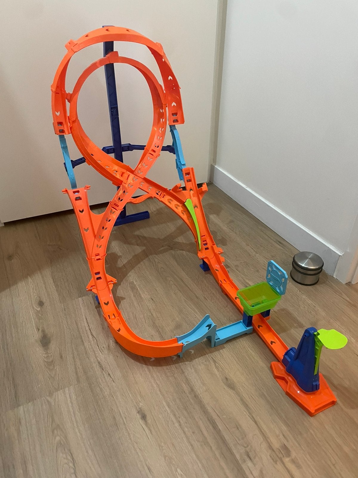 Hotwheels 8 jumpset, Ophalen, Racebaan, Zo goed als nieuw, Hot Wheels