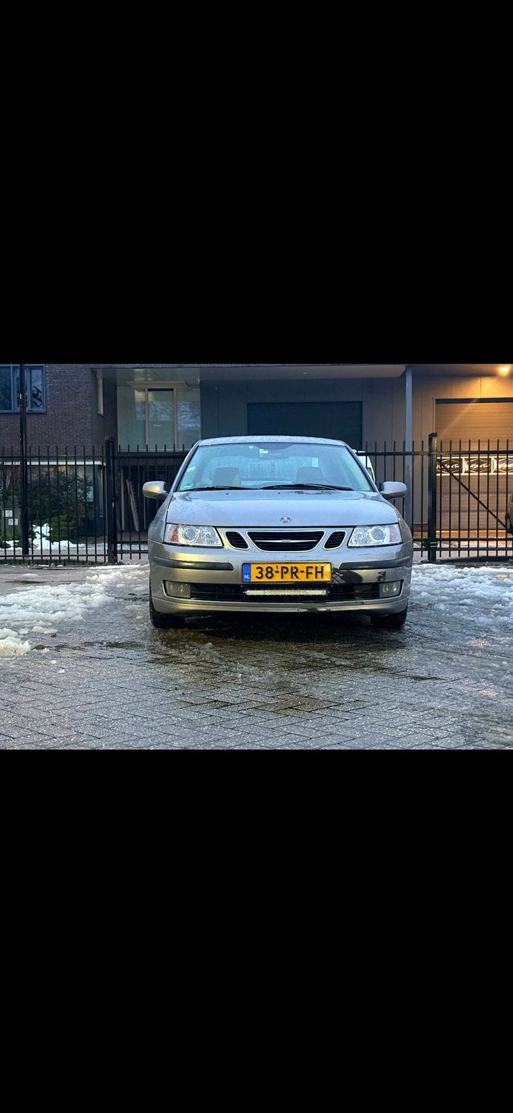 Saab 9-3 1.8 T Sport Sedan 2004 Grijs onderdelen of geheel, Auto's, Saab, Voorwielaandrijving, 4 cilinders, Origineel Nederlands