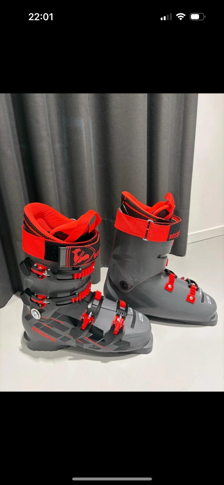 Rossignol world cup hero 110 medium, maat 27-27,5, Sport en Fitness, Skiën en Langlaufen, Ophalen of Verzenden, Zo goed als nieuw