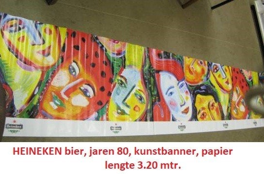 HEINEKEN BIEREN, jaren 80, de kunstperiode, banner 3.20 mtr, Verzamelen, Ophalen of Verzenden, Nieuw, Reclamebord, Plaat of Schild