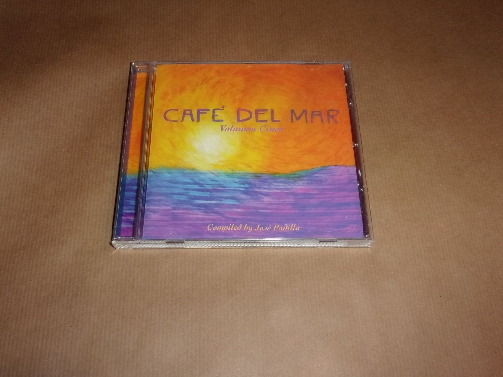 CD Cafe Del Mar Volumen Cinco, Ophalen of Verzenden, Gebruikt
