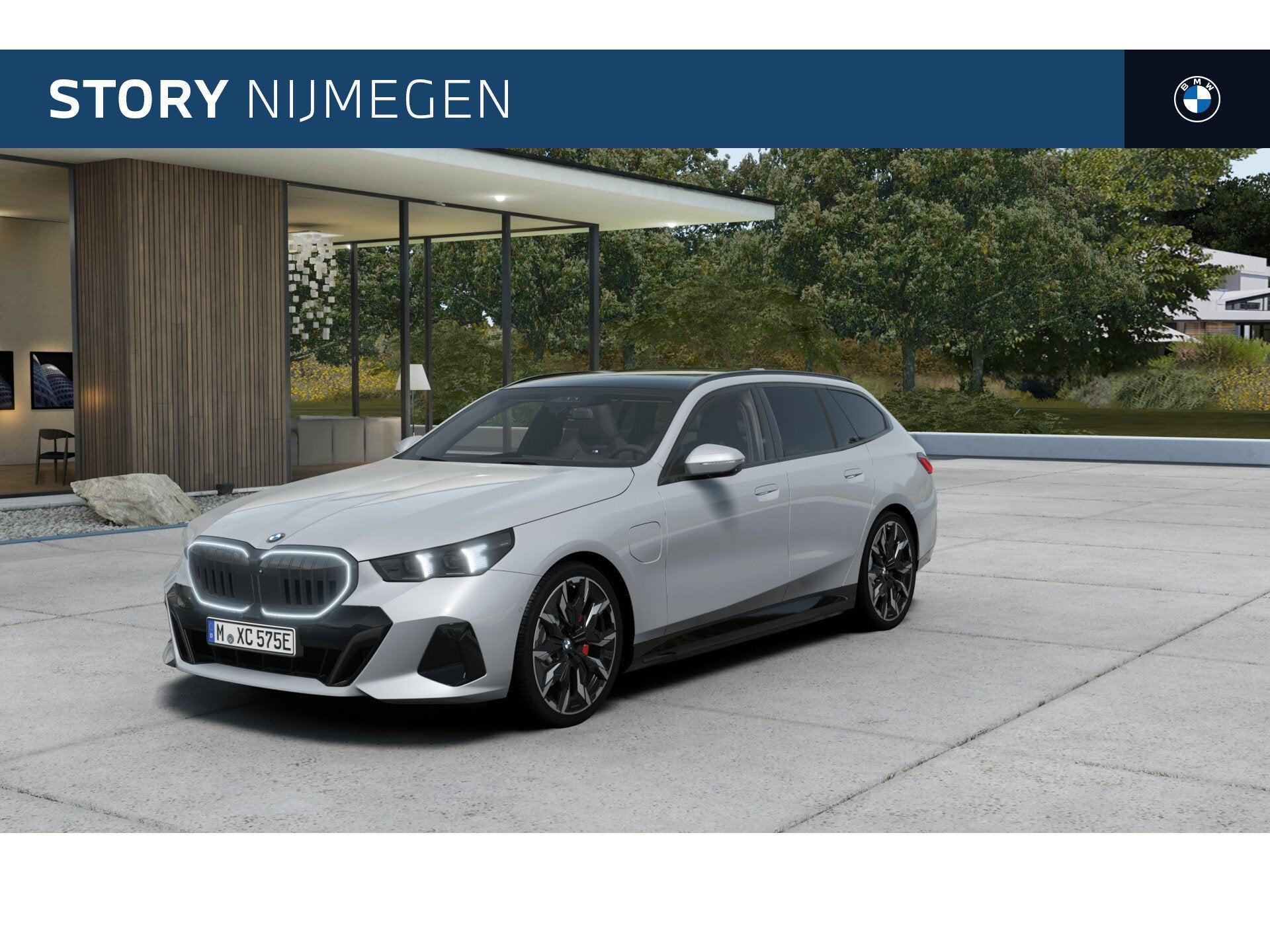 BMW 5 Serie Touring 530e M Sport Automaat / Panoramadak / Tr, Achterwielaandrijving, Zwart, 4 cilinders, Leder