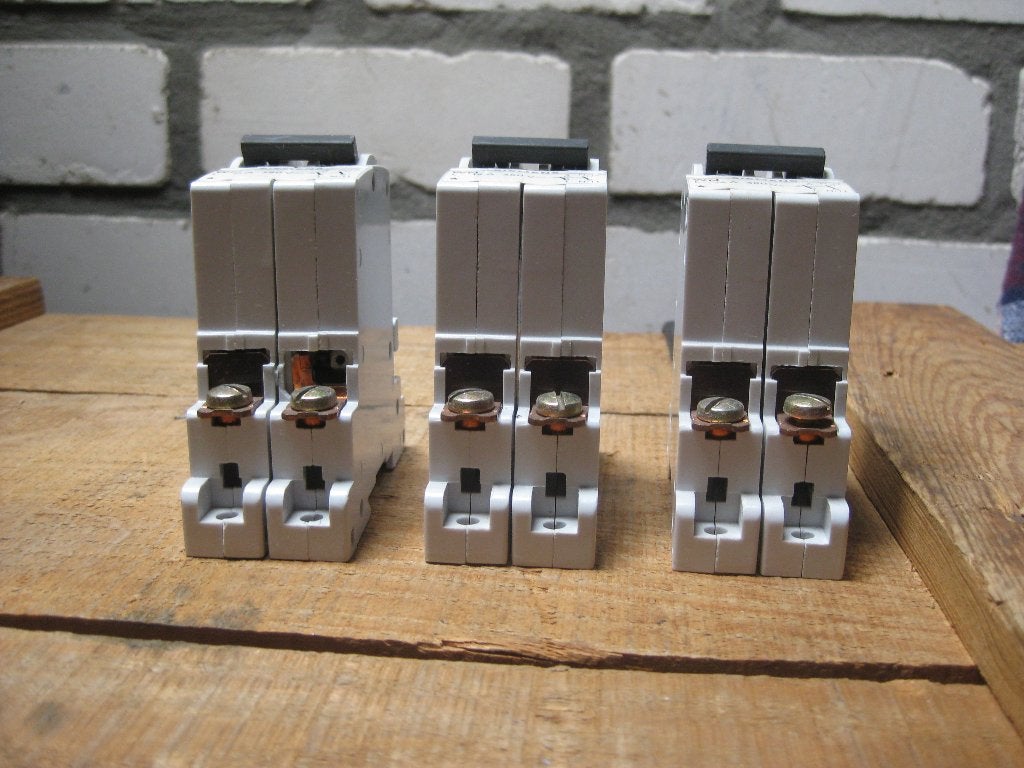 3 installatieautomaten siemens 16 ampere - 380 volt, Doe-het-zelf en Verbouw, Ophalen of Verzenden, Zo goed als nieuw, Overige typen