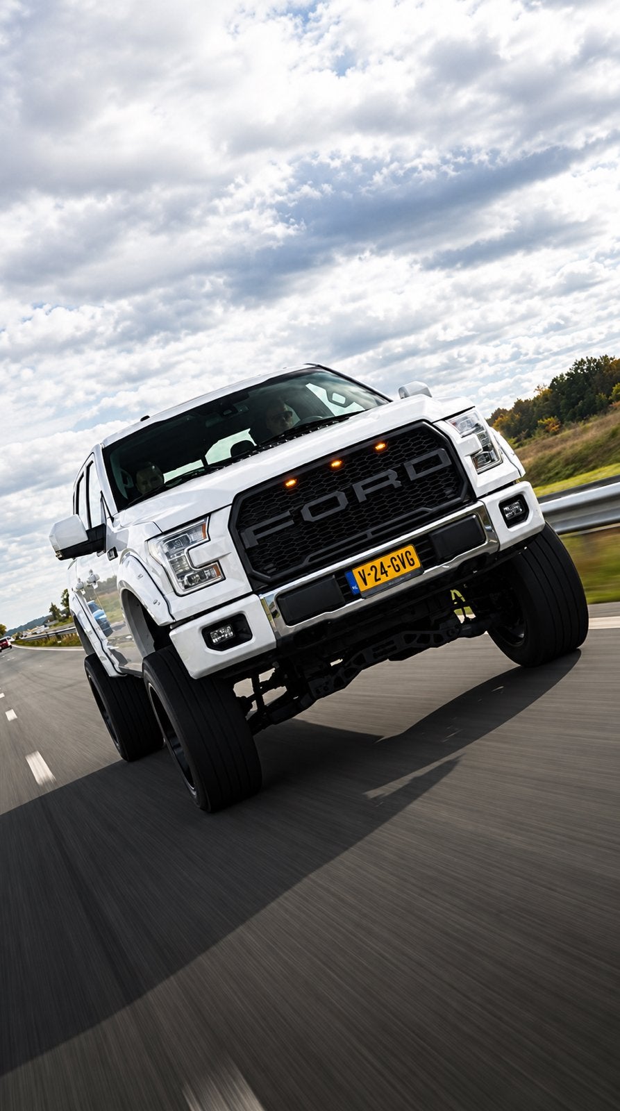 Ford F-150 V8 LPG KING RANCH 2015 lage bijtelling!  140dkm, Auto's, Automaat, 390 pk, Wit, Leder