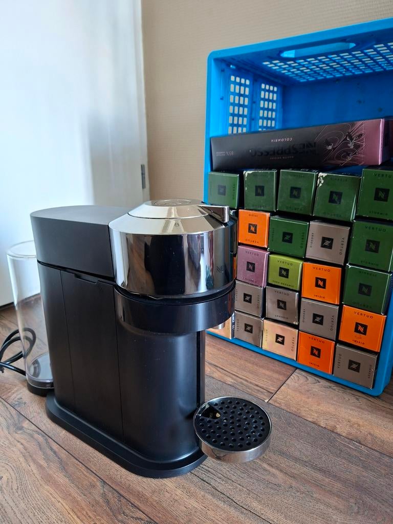Nespresso Vertuo Next Koffiemachine incl. capsules, Ophalen, Koffiemachine, Zo goed als nieuw, 2 tot 4 kopjes