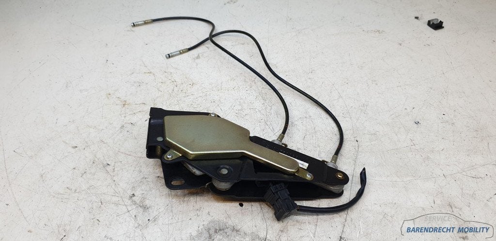 Cabriodak vergrendelslot CLK W208 / W124 1247500684 tonneau