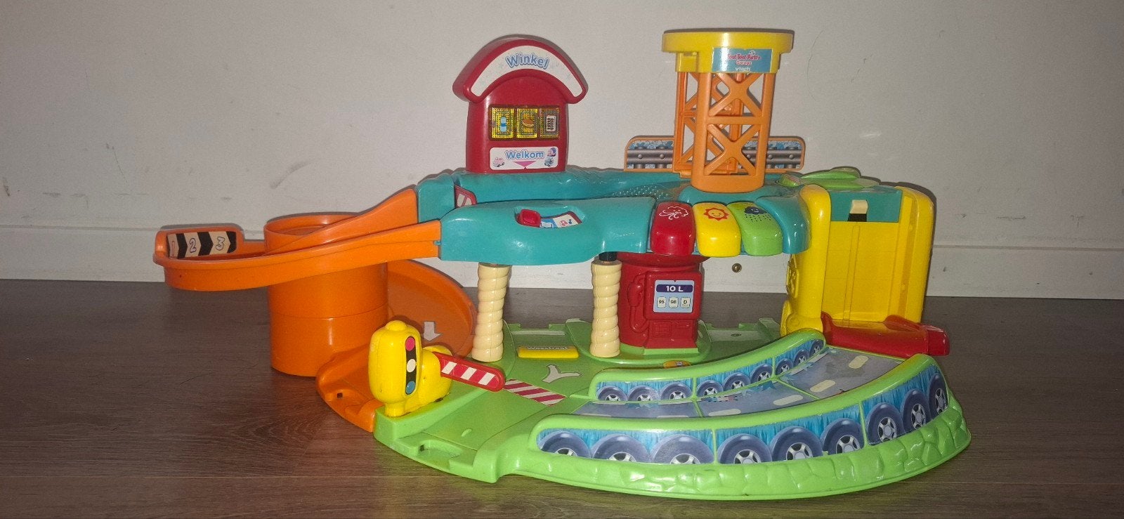 VTech Toet Toet Auto's: Garage, Parkeertoren em veel extra's, Kinderen en Baby's, Ophalen, Gebruikt