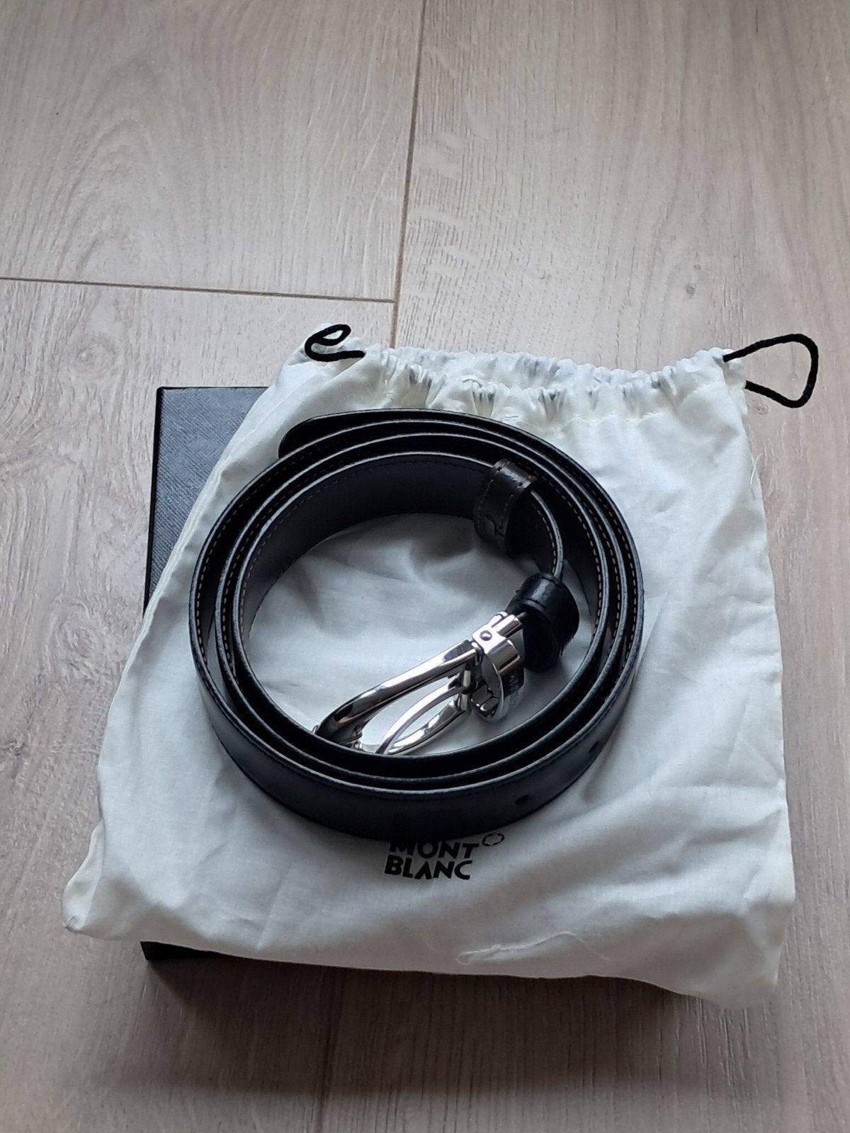 Montblanc Riem 106148, Montblanc, Nieuw, Ophalen of Verzenden, 115 cm of meer