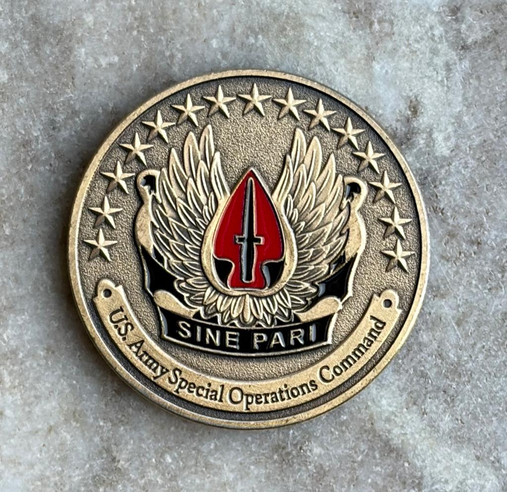 US Army special operation command coin, Verzamelen, Ophalen of Verzenden, Landmacht, Amerika, Embleem of Badge