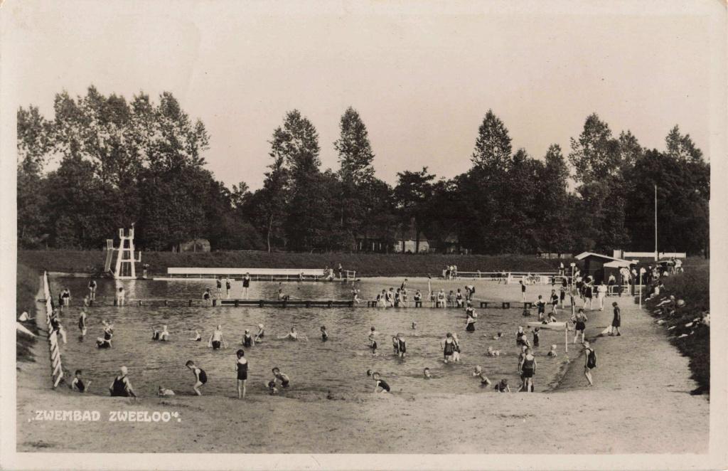 Zweeloo Zwembad B3227, Ophalen, 1920 tot 1940, Gelopen, Drenthe