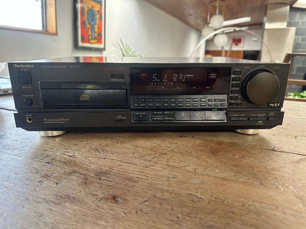 CD speler Technics SL-P777, Ophalen, Gebruikt, Technics