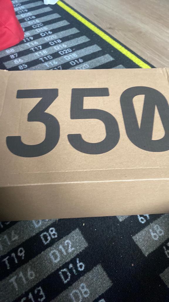 Yeezy 350 grijs/oranje, Kleding | Heren, Ophalen of Verzenden, Overige kleuren