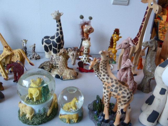 Giraffen verzameling totaal 44 giraffen, Verzamelen, Dierenverzamelingen, Ophalen of Verzenden, Zo goed als nieuw, Wild dier, Beeldje of Figuurtje