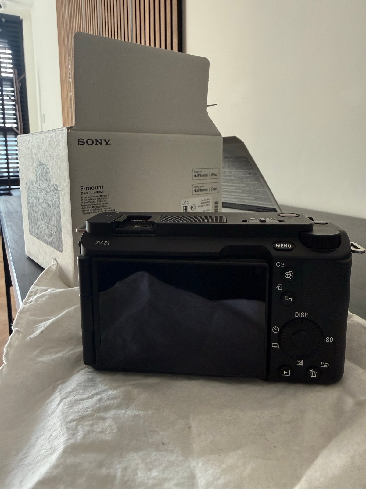 Sony ZV-E1 Vlogging Camera - Zo goed als nieuw, Ophalen, Beeldstabilisatie, Zo goed als nieuw, Accu