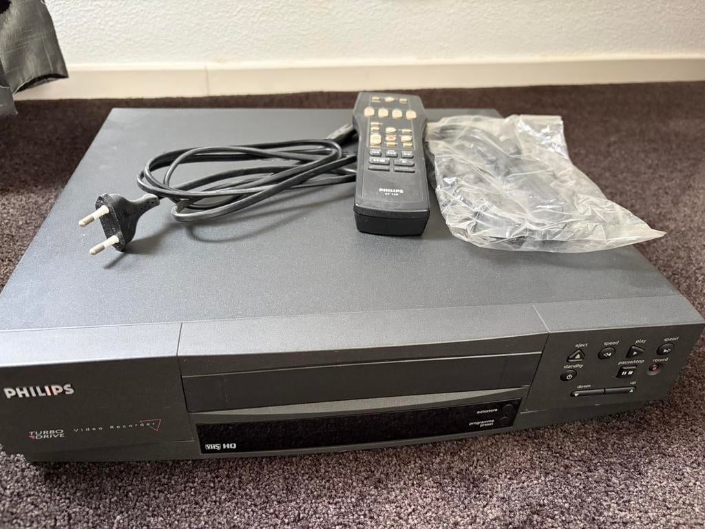 Philips videorecorder VR231/01, Audio, Tv en Foto, Videospelers, Ophalen, Gebruikt, VHS-speler of -recorder
