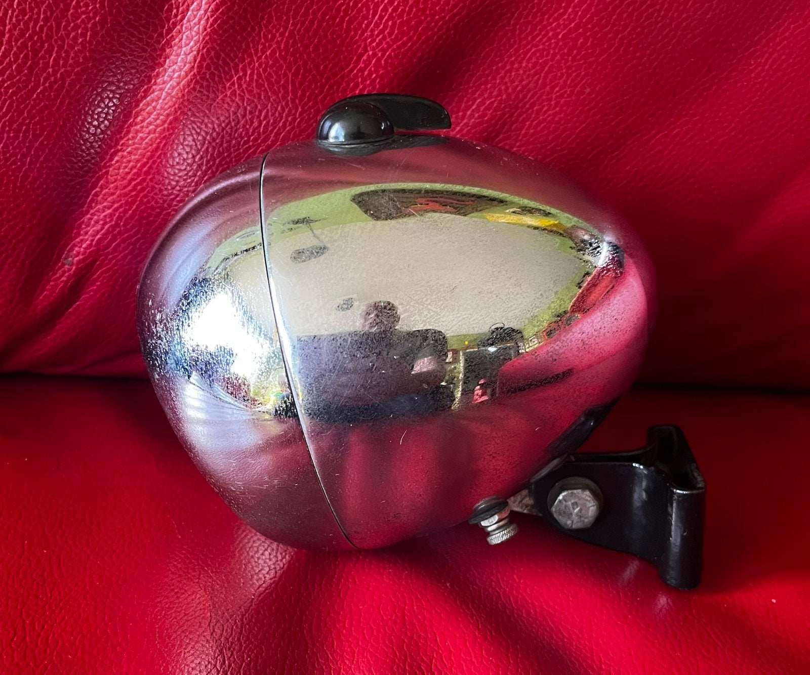 Grote koplamp met ei vorm en twee fittingen, Ophalen of Verzenden, Zo goed als nieuw, Voorlicht