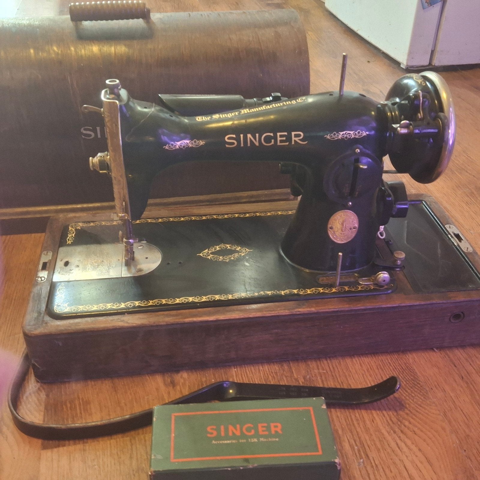 Antieke Singer Naaimachine met Koffer en Accessoires, Ophalen of Verzenden