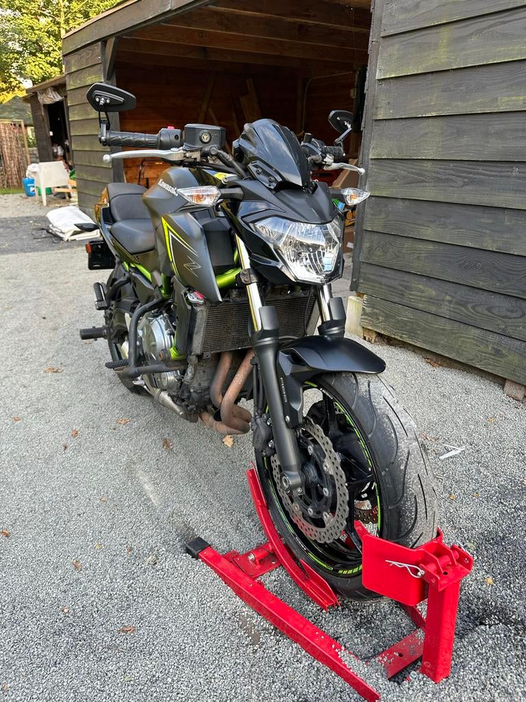 Kawasaki z650, Motoren, Motoren | Kawasaki, 2 cilinders, Motorrijbewijs A, Gebruikt, Particulier