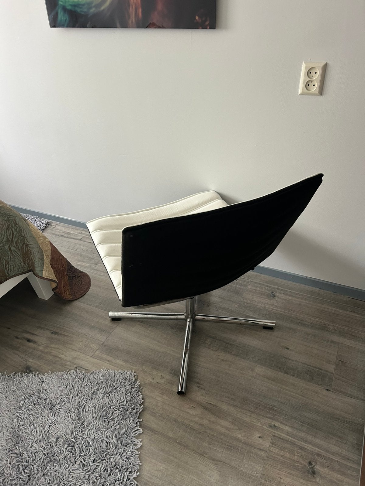 Moderne design stoel - Zwart en wit, Gebruikt, Zwart, Leer, Ophalen of Verzenden