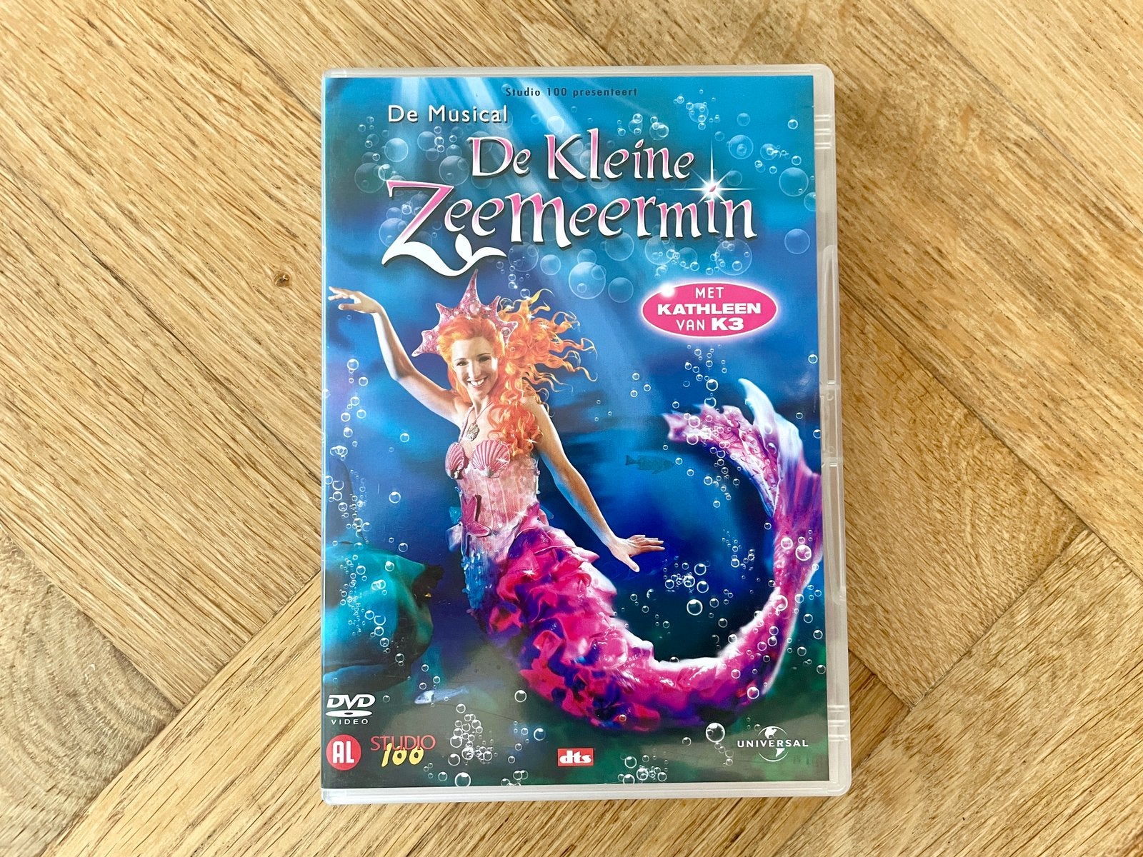 Studio 100: De Kleine Zeemeermin op DVD met K3 (krasvrij), Alle leeftijden, Zo goed als nieuw, Concert, Ophalen of Verzenden
