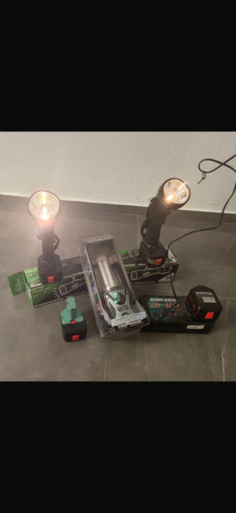 Hitachi Koki werklampen/accus en oplader, Ophalen of Verzenden, Zo goed als nieuw