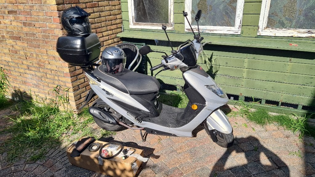 Kymco vp50, Fietsen en Brommers, Scooters | Kymco, Ophalen, Overige modellen, Maximaal 45 km/u, Zo goed als nieuw