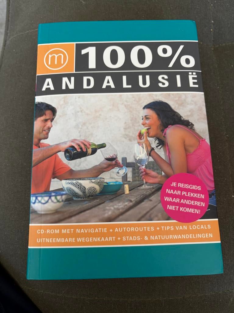 100% Andalusië Reisgids - Ontdek Zuid-Spanje, Overige merken, Europa, Ophalen of Verzenden, Zo goed als nieuw