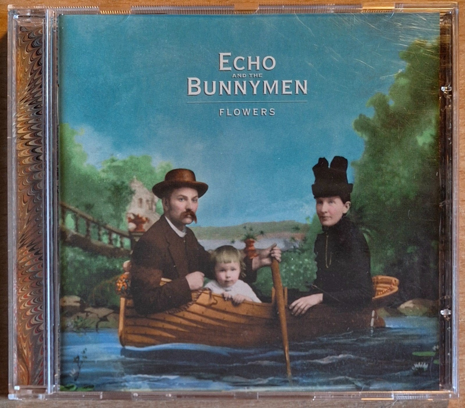 Echo and the Bunnymen - Flowers CD (Alternative Rock), Inclusief boekje, Rock, Ophalen of Verzenden, Zo goed als nieuw