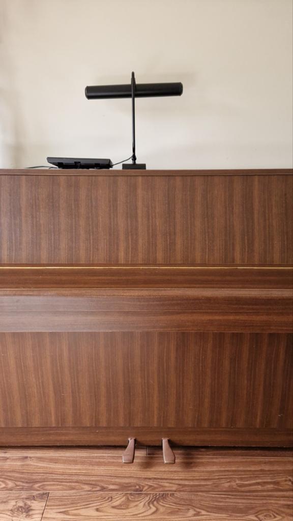 Yamaha piano - Bruin, goede staat, Muziek en Instrumenten, Piano's, Ophalen