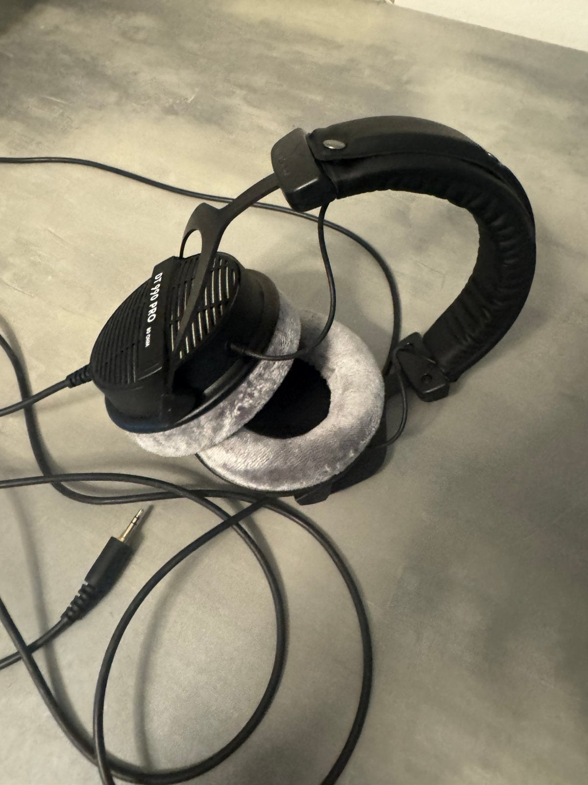 Beyerdynamic dt 990 pro | 80 ohm (NIEUW), Beyerdynamic, Ophalen of Verzenden, Zo goed als nieuw, Zwart